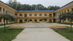 抚慰：按期组织保健操、书法、唱歌、手工、图